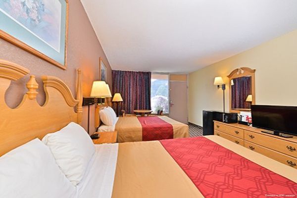 Hotel Econo Lodge Cave City